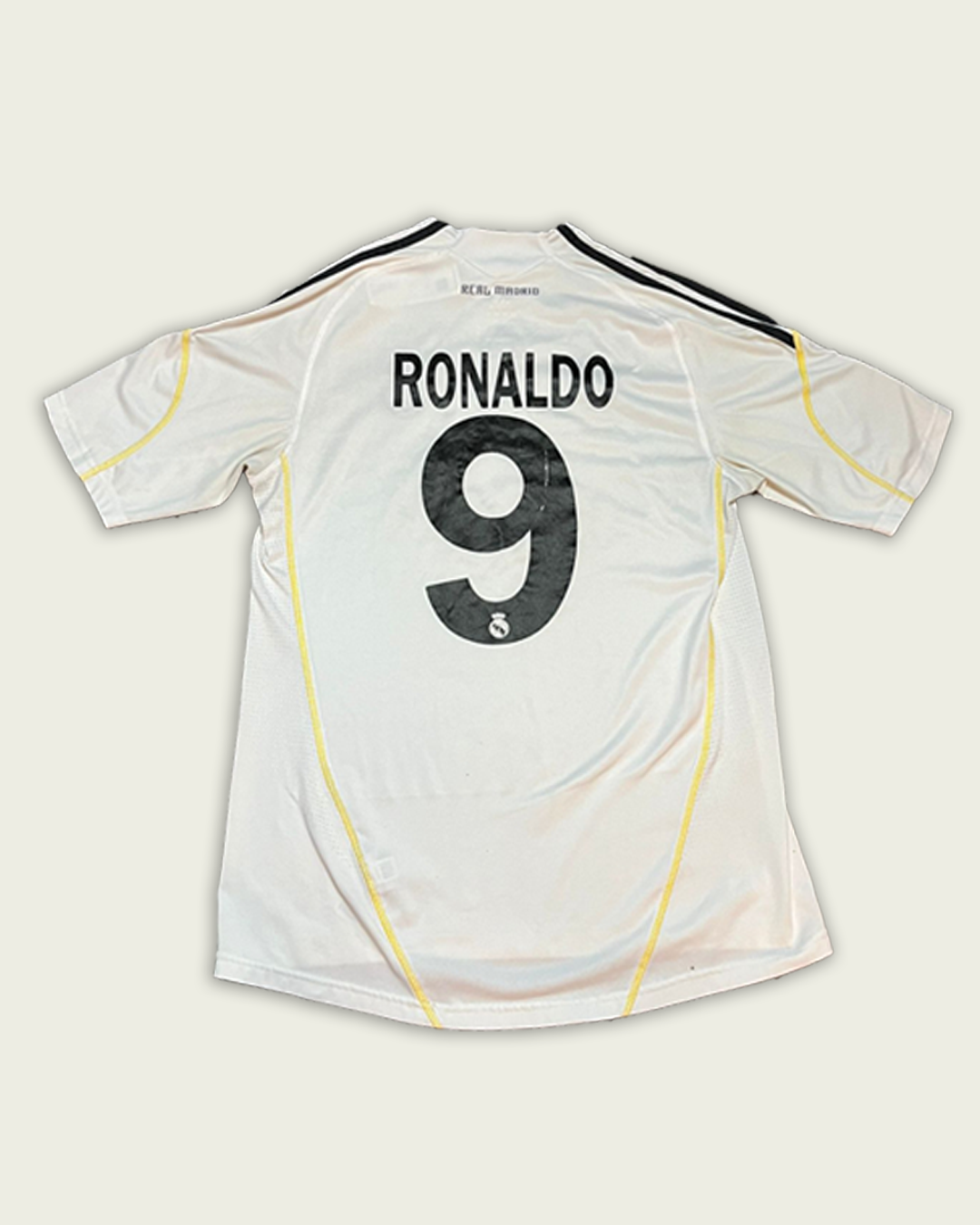 Real Madrid 2009/10 Cristiano Ronaldo Jersey/Kit Size Medium